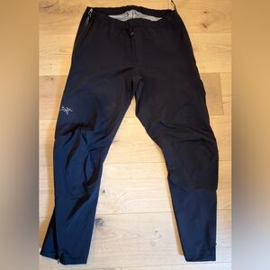 Arc'teryx Men's Black Beta Pants. Goretex